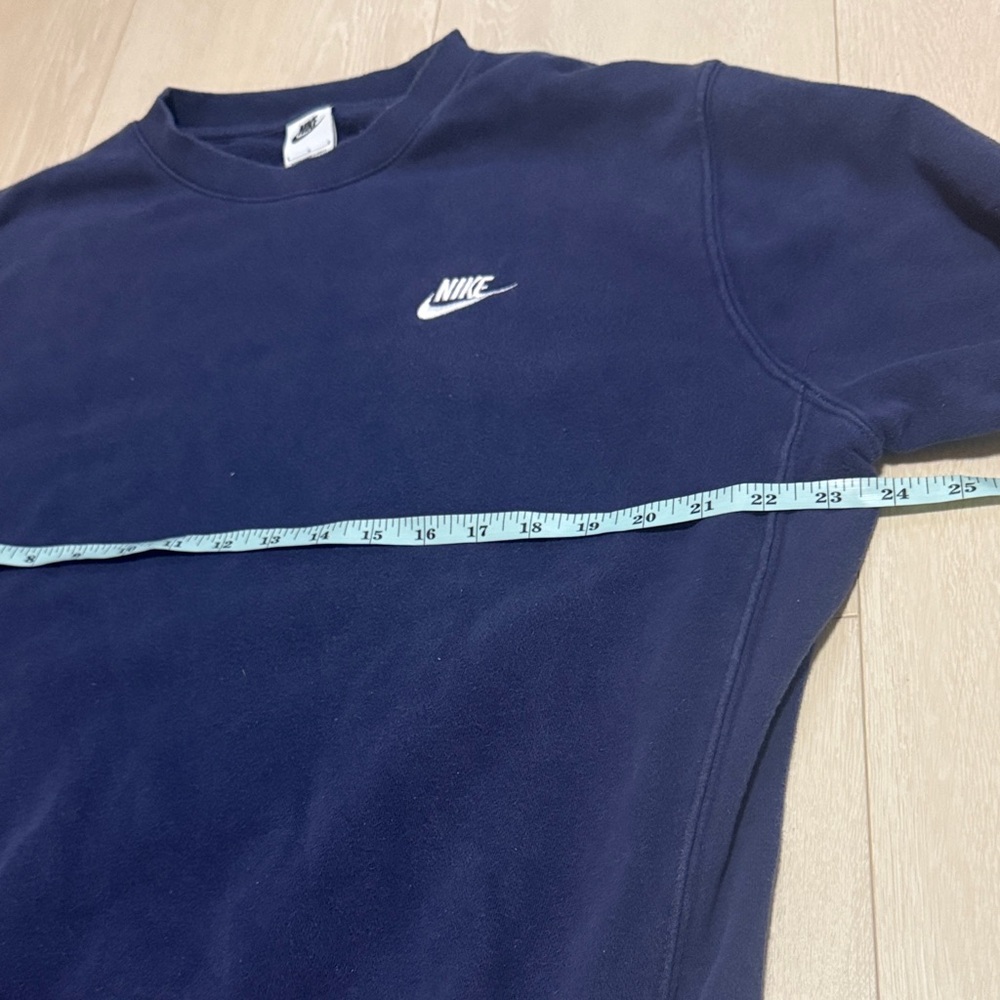 7. Nike Women's Navy Blue Crewneck Sweatshirt - Picture 6 of 9